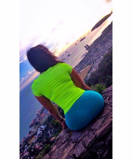 Toni Salina Chee Young pornstar nude pic