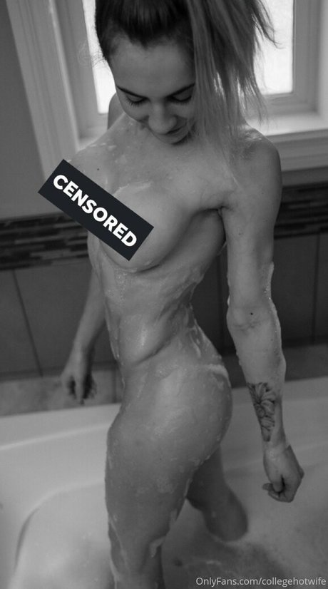 collegehotwife model xxx pictures