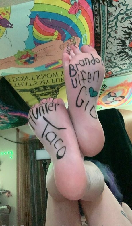 teasinglytrashed star erotic archive