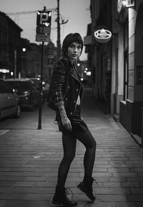 chantaise nude actress images