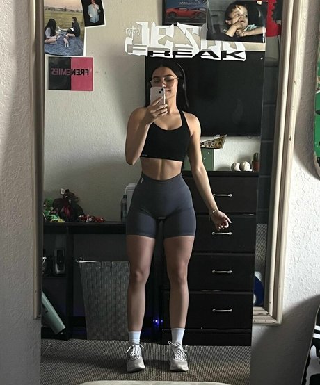 Anisia Martinez exclusive star pics