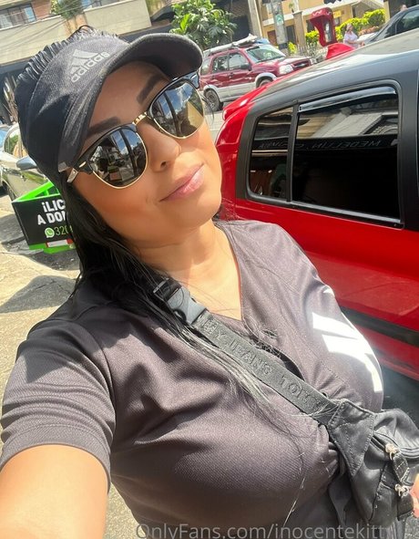 inocentekitty11 pornstar erotic image