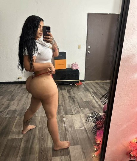 Badpenelope model hd gallery