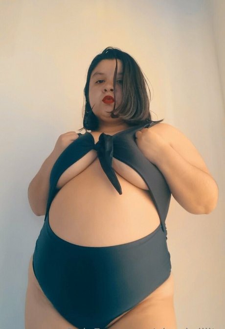 almabrillito erotic actress photo