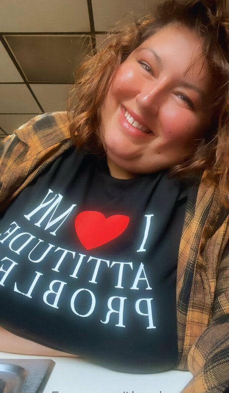 thepigqueenx erotic actress image