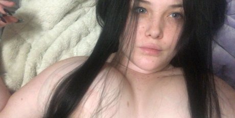 Milkmews perfect model photos