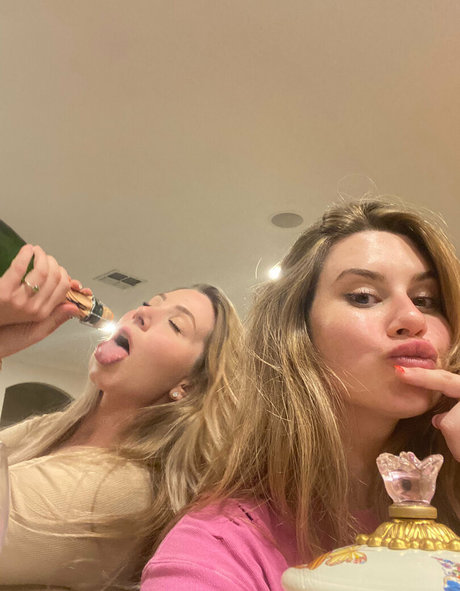 chloelamb top model images