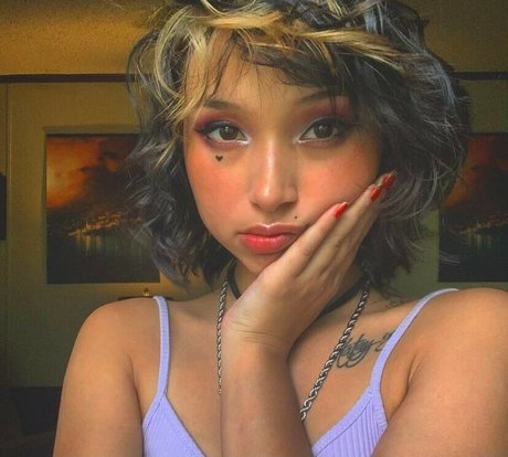 Goodgirl1108 model picture