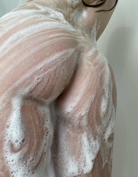 bhappywhereugo nudes star archive