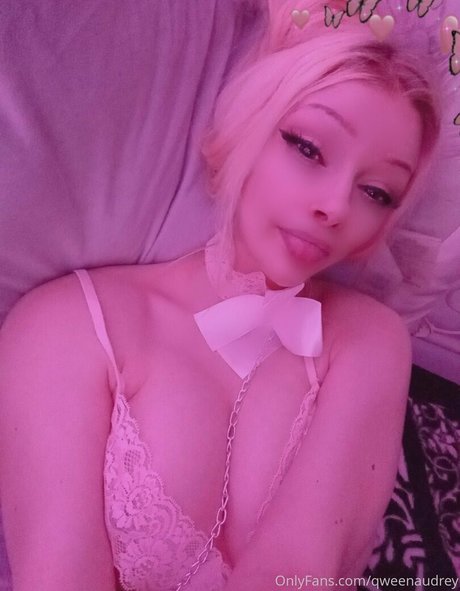qweenaudrey pornstar art photos