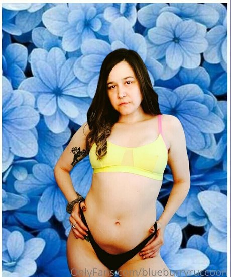 blueburryruccoon pornstar sexy image