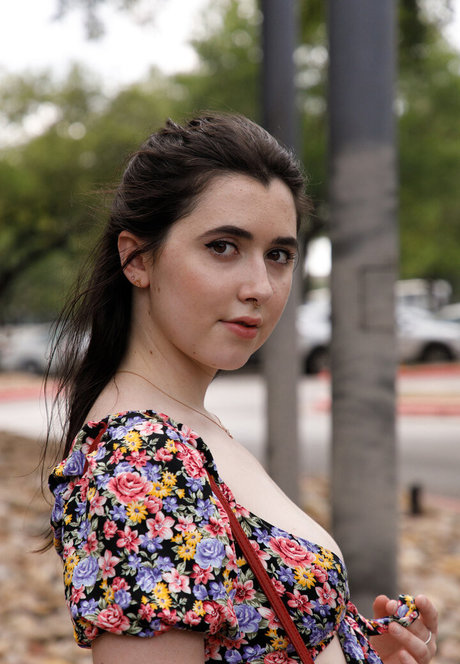 ophelia h flowers Profile pic