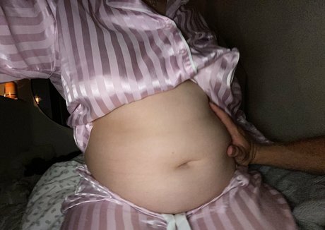 sumbelly top actress images