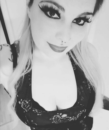 R S SexVidzz best pornstar pic