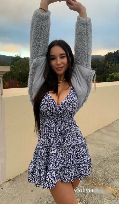 X a n t h e art actress photos