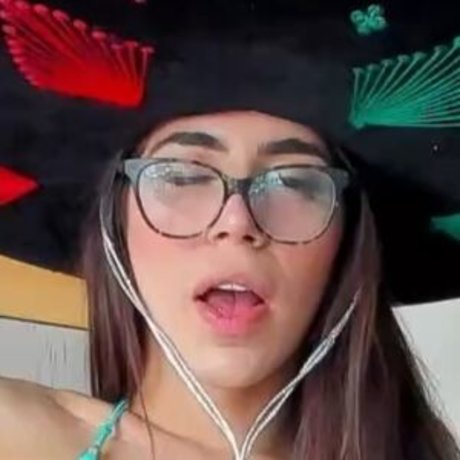 Valen Jonex exclusive model pic