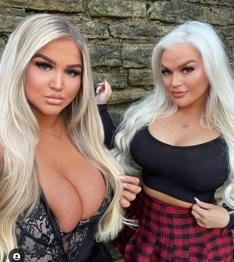 Brittany T naked model galleries