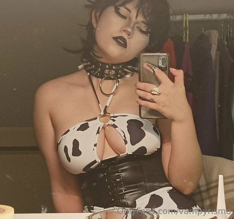 vampyrismo model nice photos