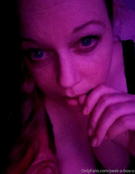 peek a boo u star naked photo