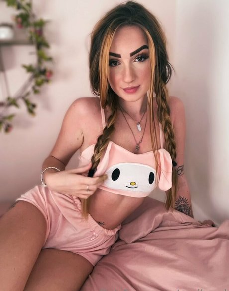 aprilopal top actress picture