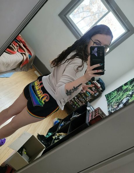 freeartieeros nude actress image