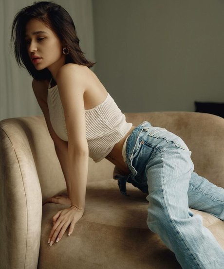 Diana Koss hot actress img