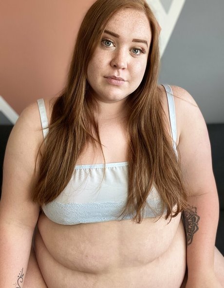 chubbycupcake star naked photos