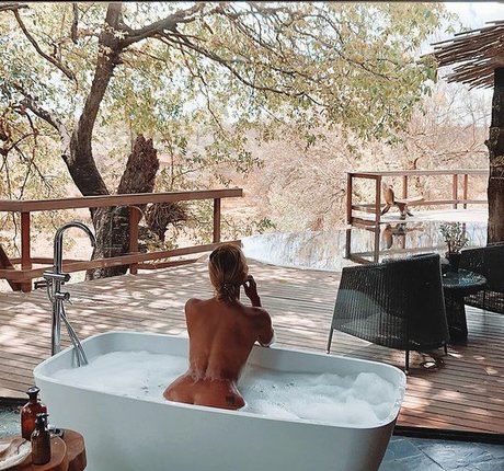 Jessica Book hot actress pic