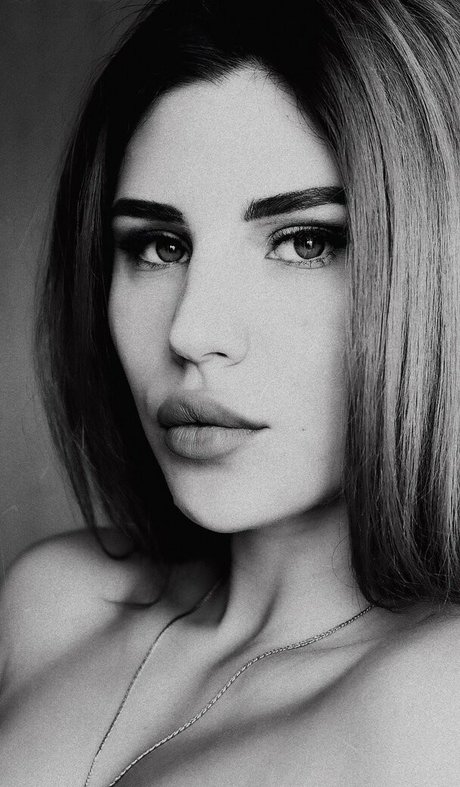 sasha unic pornographic star picture