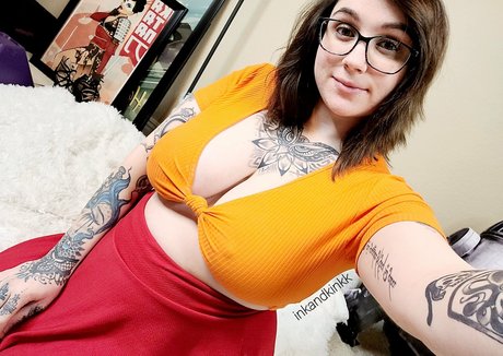 kinkytattedmilf xxx pornstar pic