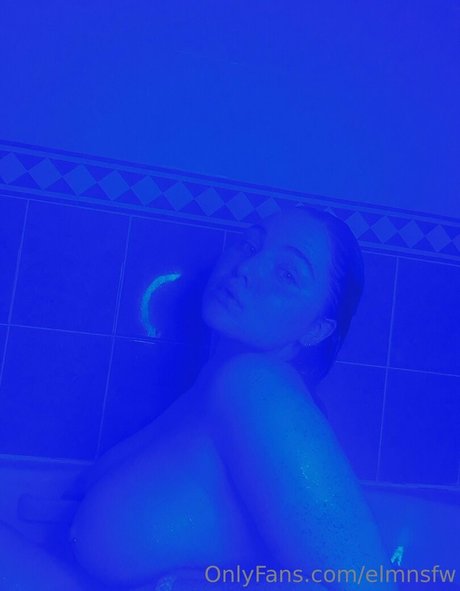 elmnsfw star hot pics