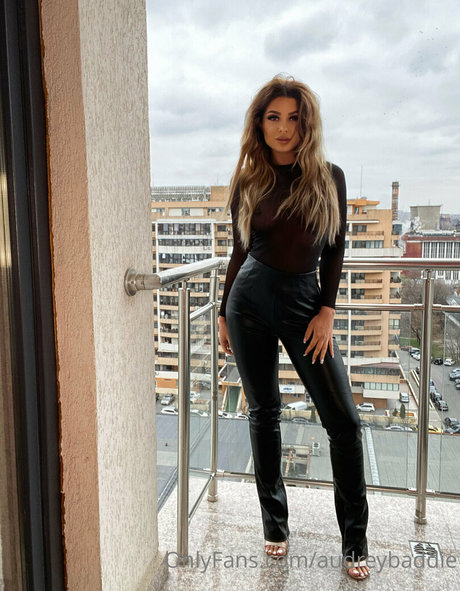 kimchopra hd pornstar images