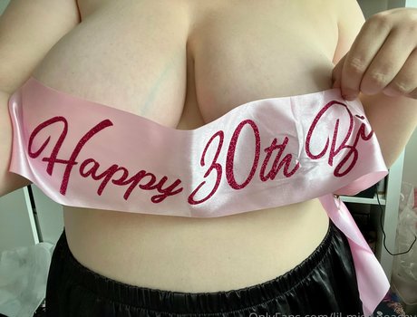 lil miss peachyg art star images