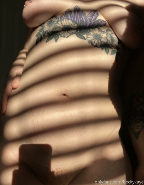 beckykaye star nude photo