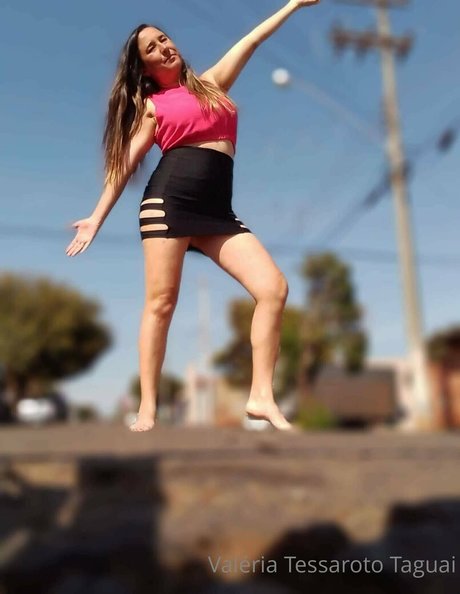 valeriatessarotooficial adult star pics