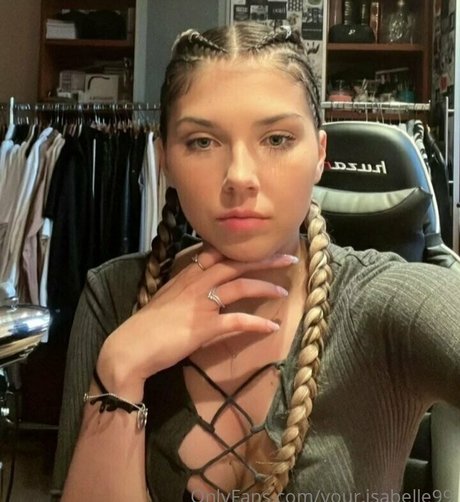 your isabelle99 xxx model pic