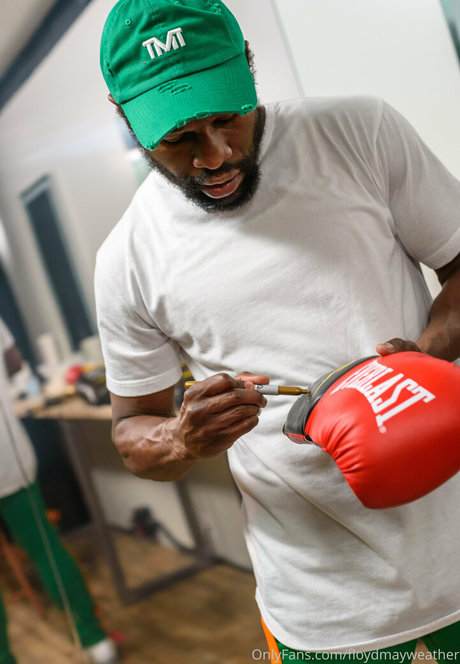 floydmayweather exclusive model galleries