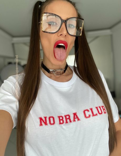 balkanianbustysupermodel model nice gallery