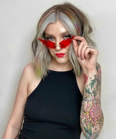 seitansm1stress erotic actress image