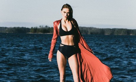 Madison Lintz pornstar nude archive