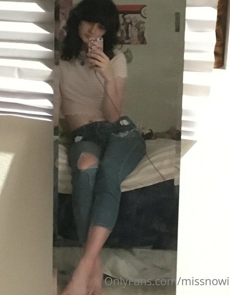 missnowi star pretty pic