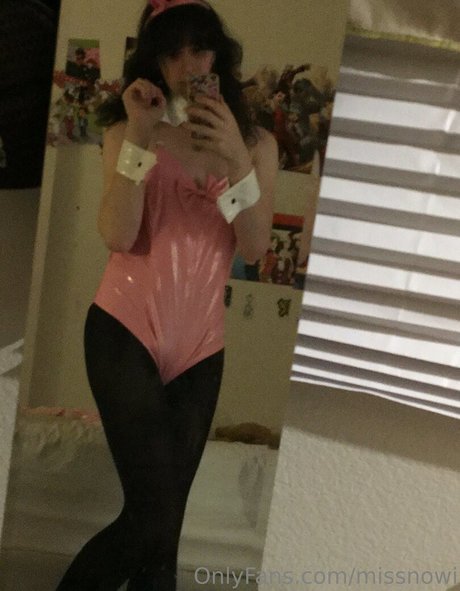 missnowi nice actress image