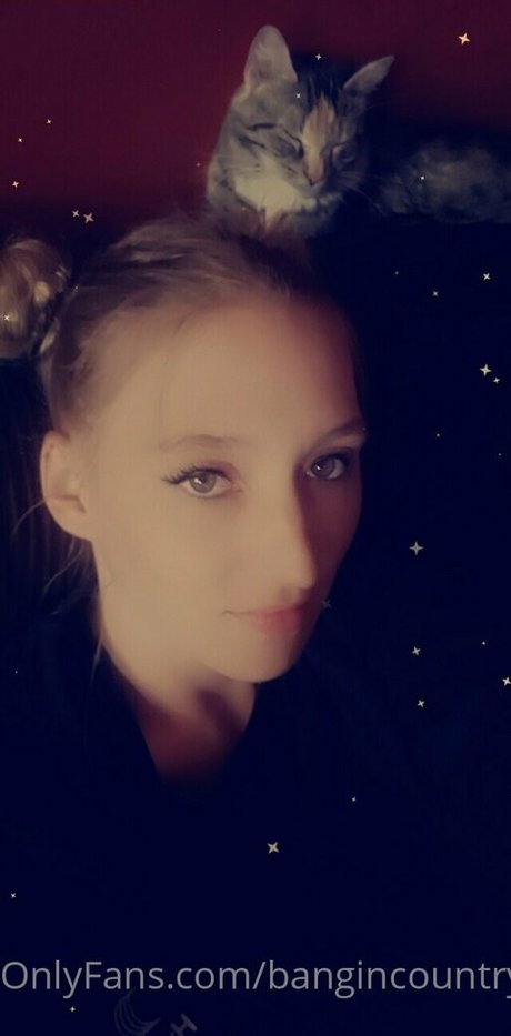 bangincountrygal exclusive actress img