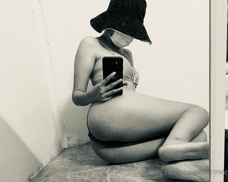 charlotte1996t beautiful actress photos