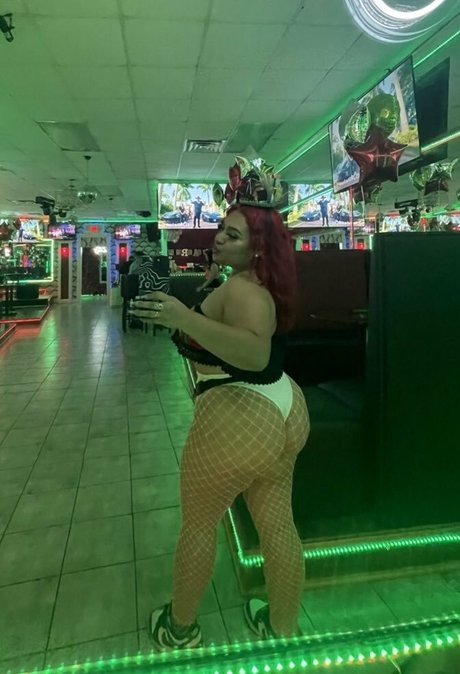 dasjuicyjen adult actress pics