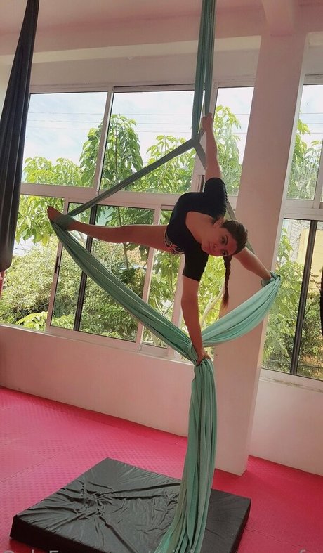 miabasagnes free high quality star pics