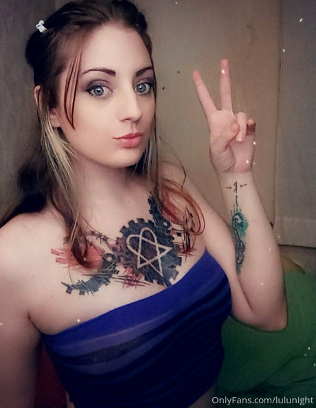 lulunight pretty actress image