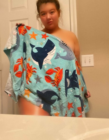 bunnysbootyfree star top gallery