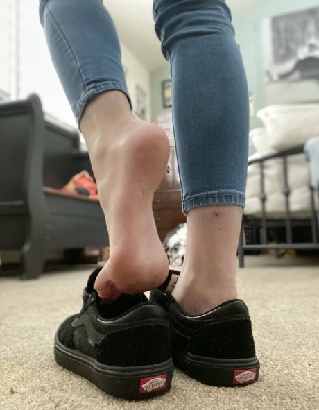 Kiki Kitsune sex star picture