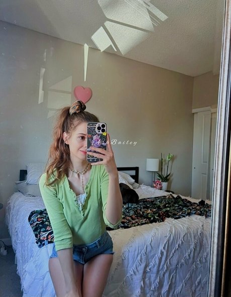 ashbaileyyy star pretty archive